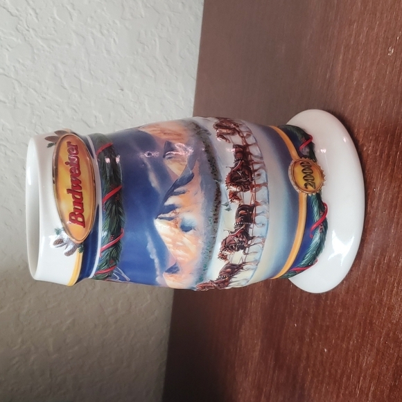 VTG 2000 Budweiser Holiday Collectible Stein “Holidays in the mountains" - Picture 6 of 10
